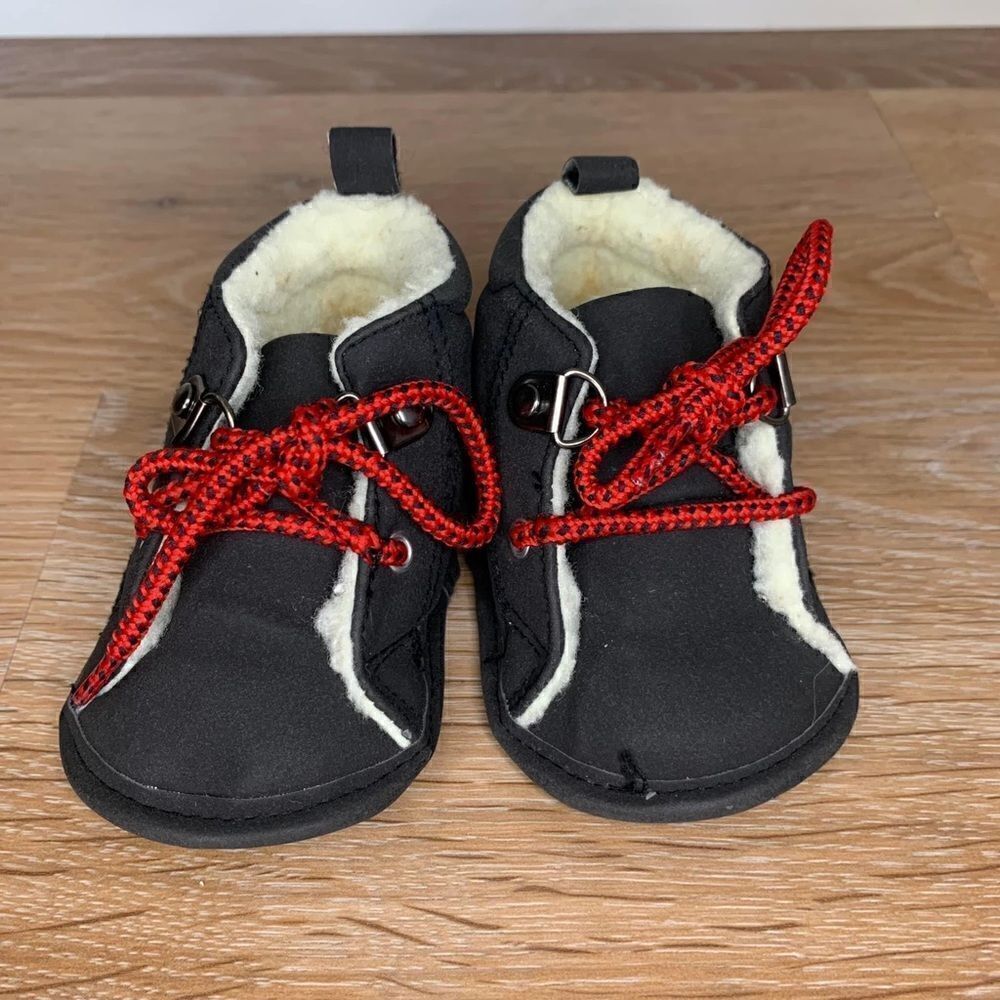 Carter’s 0-3 Months Fall/Winter Baby Boy Black Boots - Picture 5 of 9